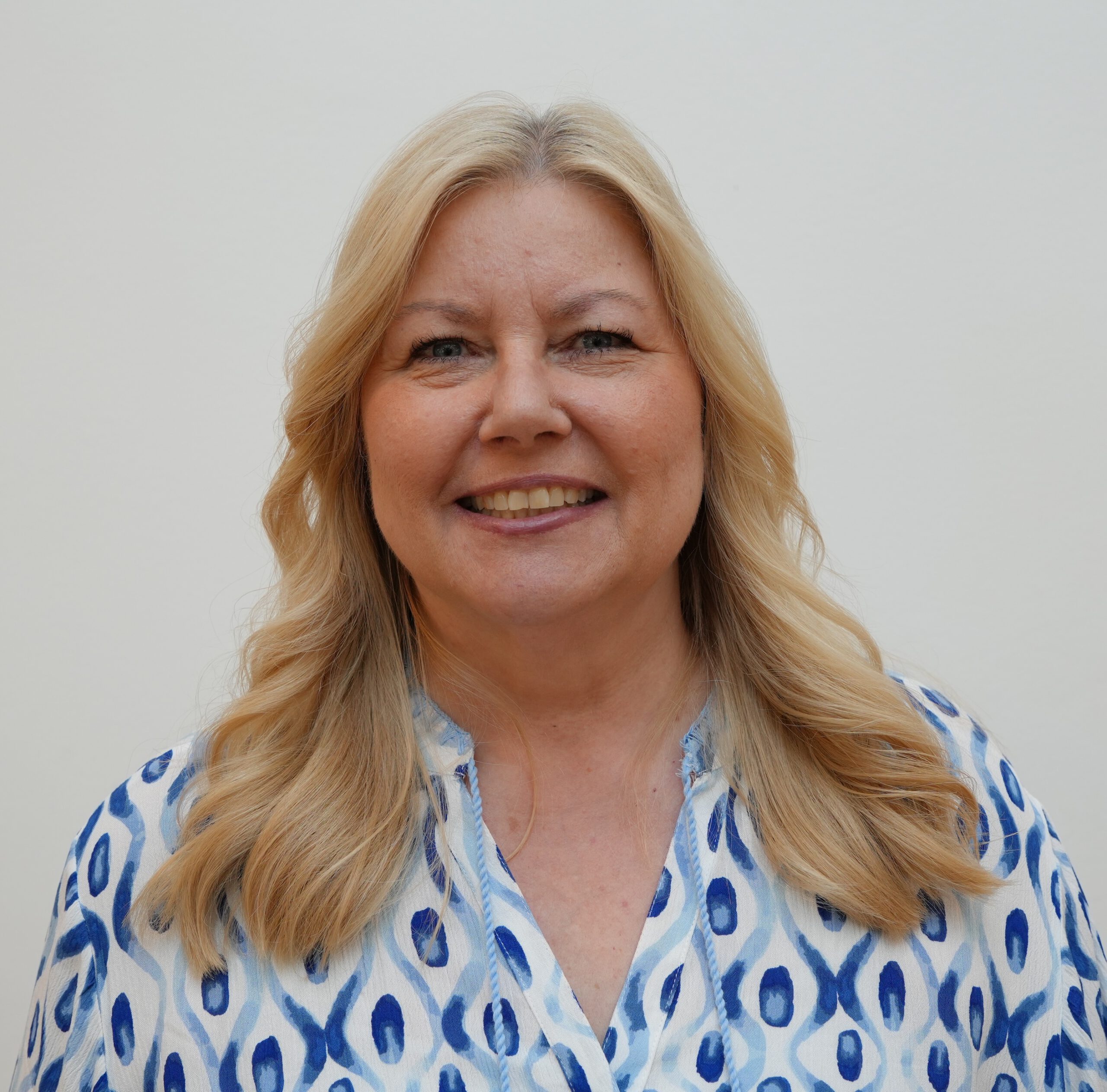 Manuela Lang